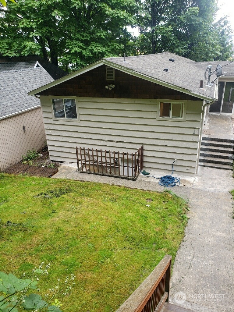 18th Ave, Seattle, WA 98106