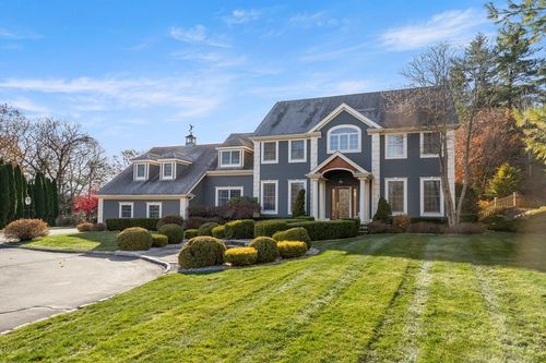 8 Onion River Rd, Wenham, MA, 01984-1830 | Card Image