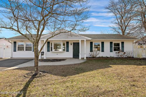 5 Fresno St, Barnegat, NJ, 08005-2509 | Card Image