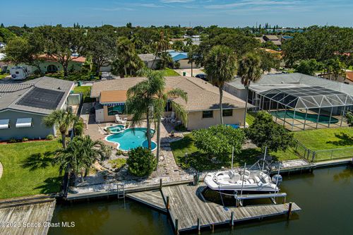 63 Yacht Haven Dr, Cocoa Beach, FL, 32931-2622 | Card Image