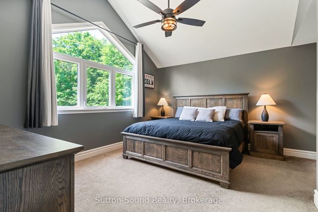 782801 3 Sideroad, House other with 4 bedrooms, 4 bathrooms and 25 parking in Chatsworth ON | Image 20