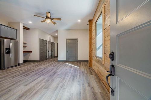 unit-11-34 Depot St, Hartwell, GA, 30643-7208 | Card Image