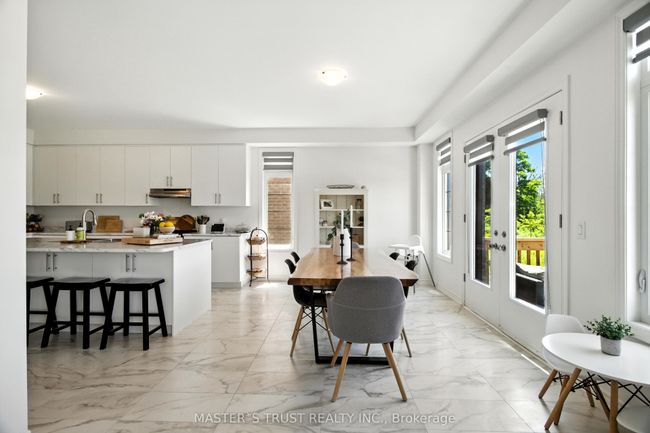 82 Calypso Ave, House other with 5 bedrooms, 4 bathrooms and 2 parking in Minesing ON | Image 14
