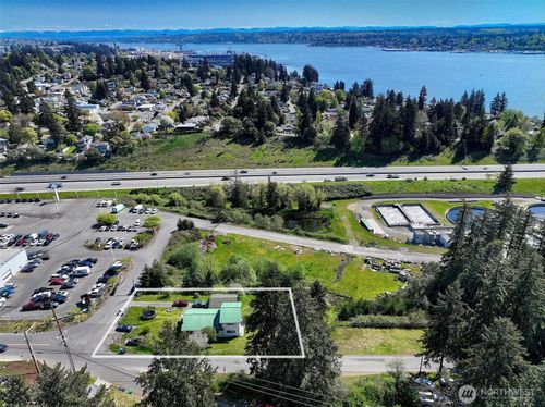 4321 C St, Bremerton, WA, 98312-4710 | Card Image