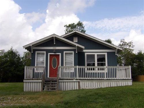 1033 Park Rd, Lake Charles, LA, 70611-4816 | Card Image