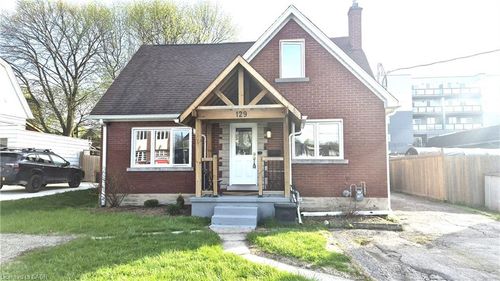 129 Moore Ave S, Waterloo, ON, N2J1X4 | Card Image