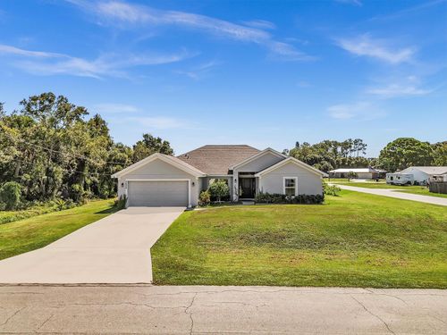 5608 Seagrape Dr, FORT PIERCE, FL, 34982-7404 | Card Image