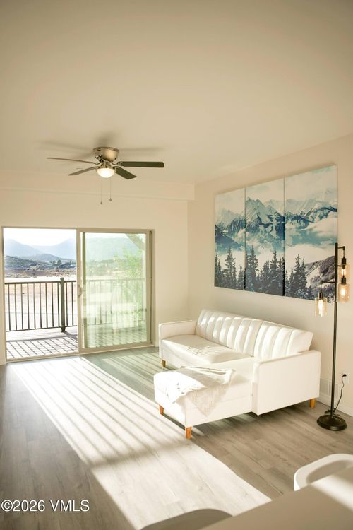 j202-1100 Buckhorn Valley Blvd, Gypsum, CO, 81637-5375 | Card Image