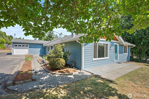 2312 Ne Wyoming Street, Bremerton, WA, 98310 | Card Image
