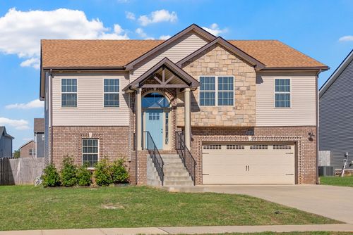 1049 Whitney Dr, Clarksville, TN, 37042-2982 | Card Image