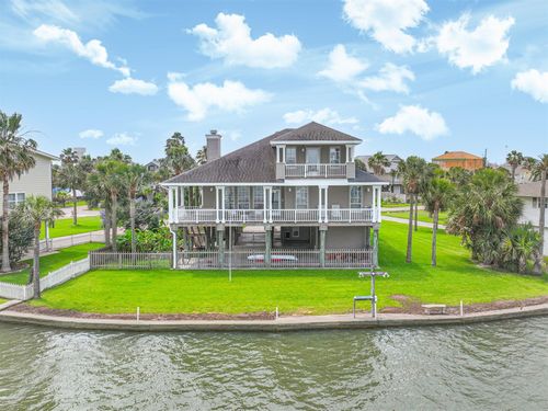 16606 Jamaica Cove Rd, Jamaica Beach, TX, 77554 | Card Image