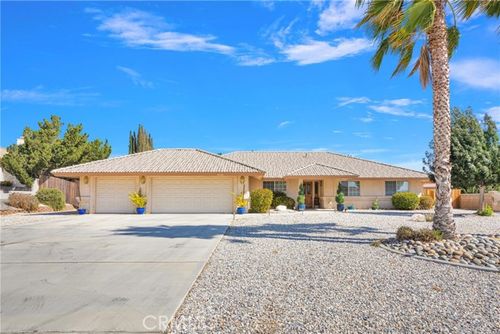  Kasota Road, Apple Valley, CA, 92307 | Card Image