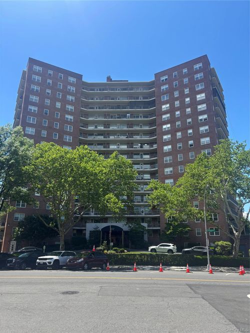 5d-3777 Independence Ave, Bronx, NY, 10463-1414 | Card Image