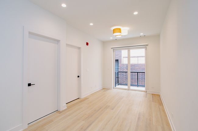 UNIT-404 - 3821 N Ashland Ave, Condo with 1 bedrooms, 1 bathrooms and 1 parking in Chicago IL | Image 6