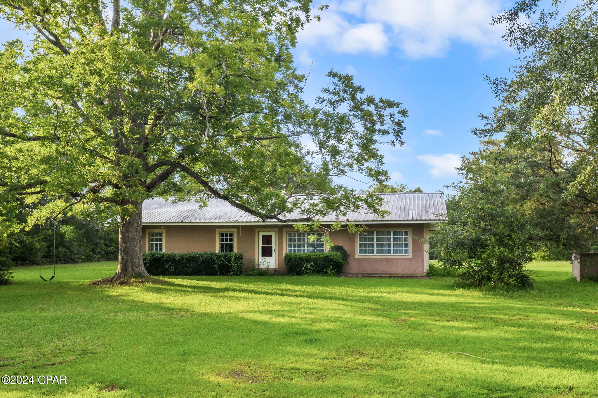 Cutchins Rd, Cottondale, FL 32431