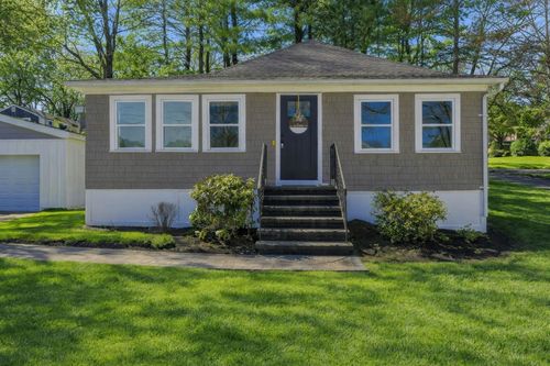 47 Millville St, Salem, NH, 03079-2614 | Card Image