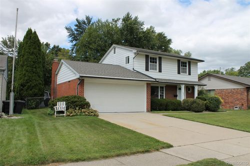 14477 Park St, Livonia, MI, 48154-5253 | Card Image