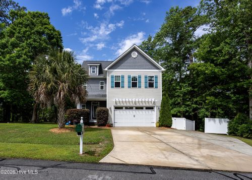 213 Creek View Cir, Sneads Ferry, NC, 28460-9653 | Card Image