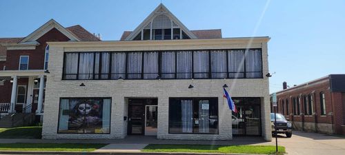 718 Main St, La Crosse, WI, 54601-4121 | Card Image