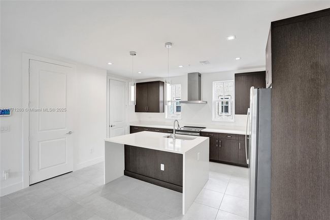63 Nw 4 Th Ave, Townhouse with 3 bedrooms, 4 bathrooms and null parking in Delray Beach FL | Image 16
