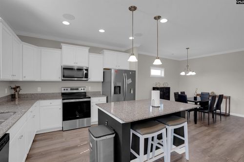 237 W Rapid Run, Camden, SC, 29020-7524 | Card Image