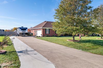 1013 Pembrooke Dr, House other with 3 bedrooms, 3 bathrooms and null parking in Bardstown KY | Image 3