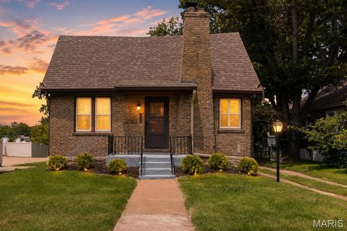 7483 Hoover Ave, Richmond Heights, MO, 63117-1626 | Card Image
