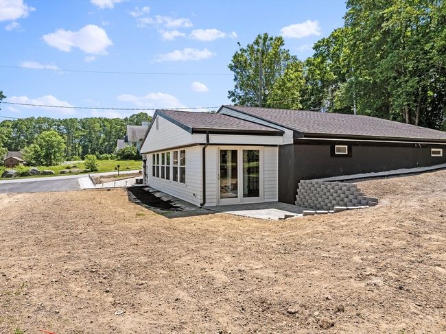 22 Swan St, House other with 3 bedrooms, 1 bathrooms and 8 parking in Fall River MA | Image 24
