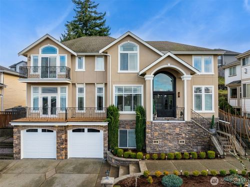 5228 Highland Dr Se, Auburn, WA, 98092-8732 | Card Image