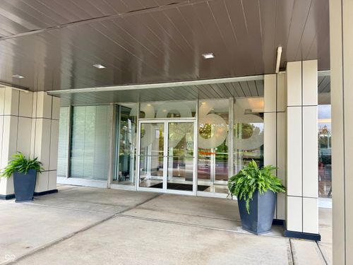 apt-3g-3965 N Meridian St, Indianapolis, IN, 46208-4071 | Card Image