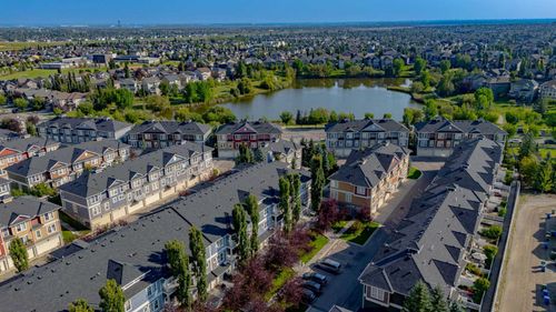 26 Auburn Bay Common Se, Calgary, AB, T3M0M3 | Card Image