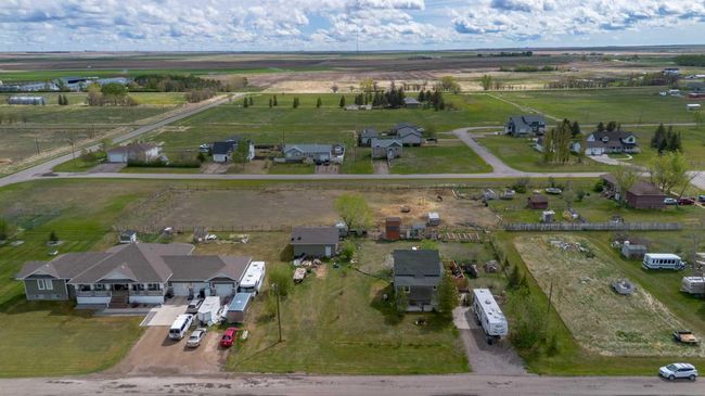 126 3 St, House other with 5 bedrooms, 2 bathrooms and 4 parking in Stirling AB | Image 38