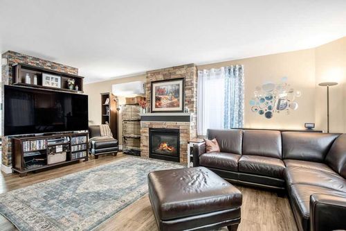 123 Caspell St, Cayley, AB, T0L0P0 | Card Image