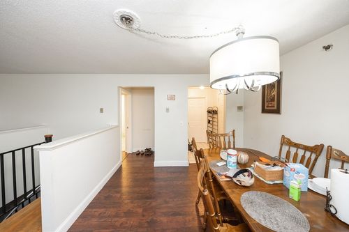 102-10 Wrentham Rd, Worcester, MA, 01602-1349 | Card Image