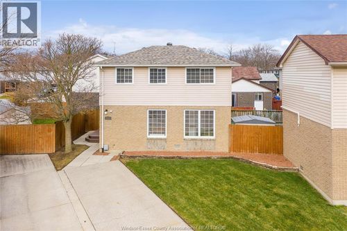 9318 Bayswater Crt, Windsor, ON, N8S4L1 | Card Image