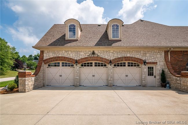 3503 Charlevoix Ct, Home with 6 bedrooms, 4 bathrooms and null parking in Floyds Knobs IN | Image 48