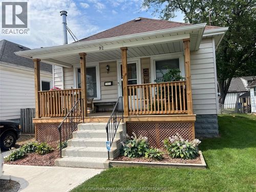 92 Baxter Street, Chatham, ON, N7M4P7 | Card Image
