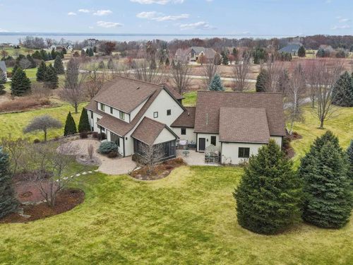 W4348 Niagara Lane, TAYCHEEDAH, WI, 54937 | Card Image