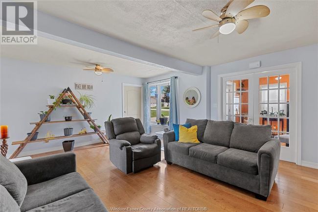 295 Clitherow St, House other with 2 bedrooms, 2 bathrooms and null parking in Harrow ON | Image 8