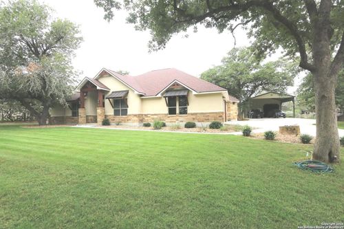 334 Fleetwood Ln, Adkins, TX, 78101-2713 | Card Image