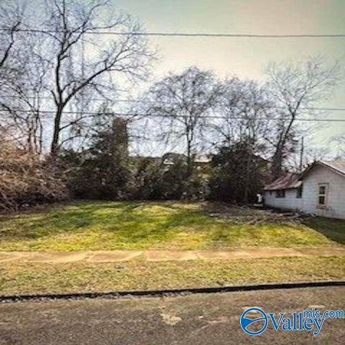 112 W 16th Street, Anniston, AL, 36201 | Card Image