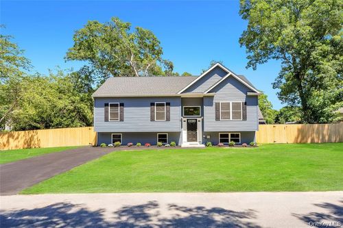 29 Dana Ave, Mastic, NY, 11950-2515 | Card Image