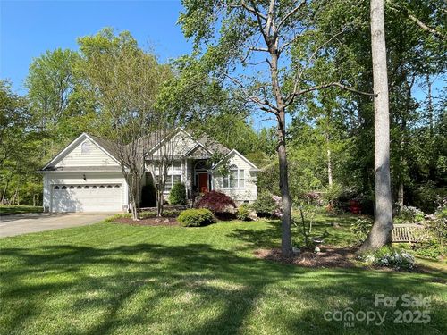 121 General Pemberton St, Stanley, NC, 28164-2201 | Card Image