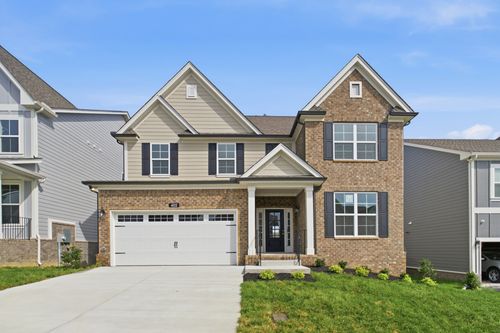 402 Rawling Ln, Gallatin, TN, 37066-5057 | Card Image