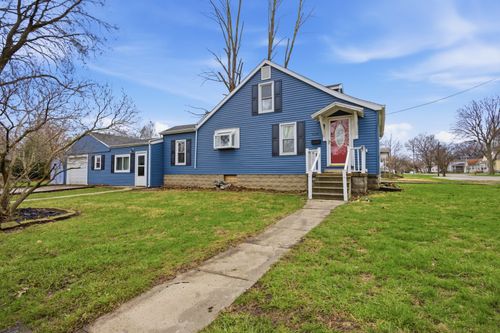 500 S Embarras Ave, Tuscola, IL, 61953-1706 | Card Image