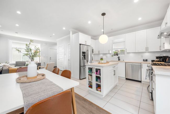 4355 Fleming St, Townhouse with 3 bedrooms, 3 bathrooms and 1 parking in Vancouver BC | Image 13