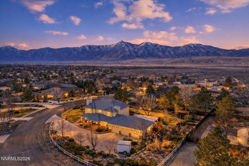 1326 Santa Cruz Dr, Minden, NV, 89423-7519 | Card Image