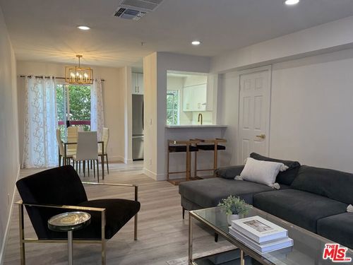 214-432 N Kenwood St, Glendale, CA, 91206-5130 | Card Image