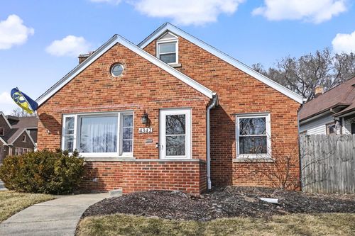 4342 W Martin Drive, Milwaukee, WI, 53208 | Card Image