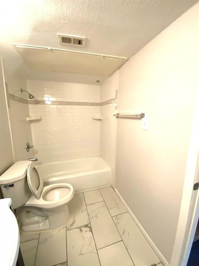 APT-707 - 9000 Bissonnet St, Townhouse with 2 bedrooms, 1 bathrooms and null parking in Houston TX | Image 23